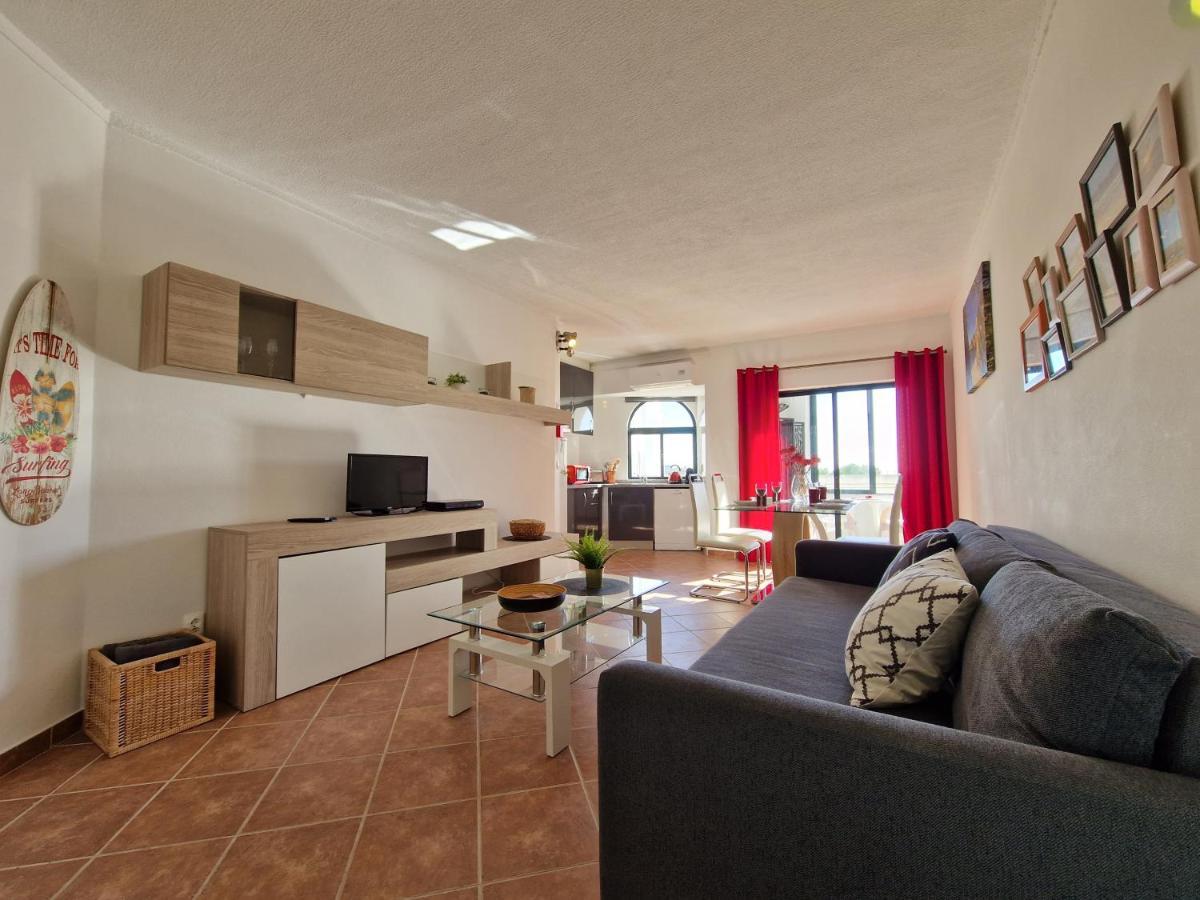 شقة Pleasant T1 With Open View In A Calm Area ألفور المظهر الخارجي الصورة